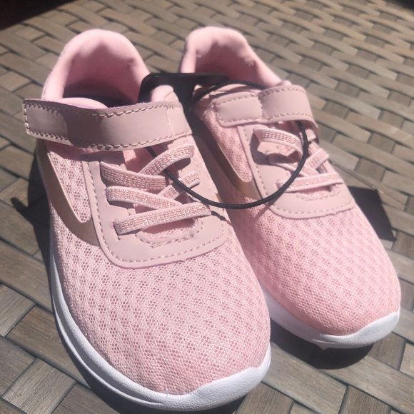 BRAND NEW Athletic Works Toddler Size 11 - Picture 4 of 8